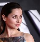 Ana de Armas conquista con sus looks en el estreno de 'The Gray Man'