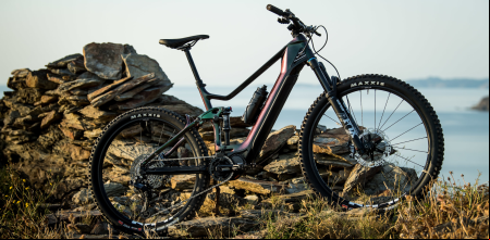 Las bicicletas eléctricas han revolucionado el mundo del ciclismo.