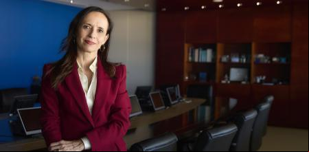 Entrevista Beatriz Corredor Sierra es una jurista, registradora de la propiedad y política española experta en política de vivienda. Fue ministra de Vivienda de 2008 a 2010, y desde 2020 es presidenta del grupo Red Eléctrica de España.​