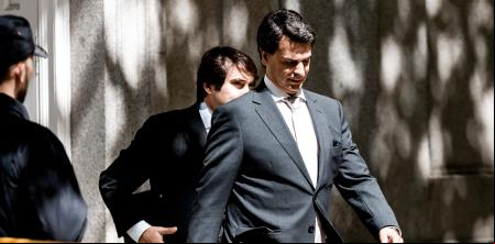 La jueza pone a un paso del banquillo al novio de Ayuso por fraude fiscal