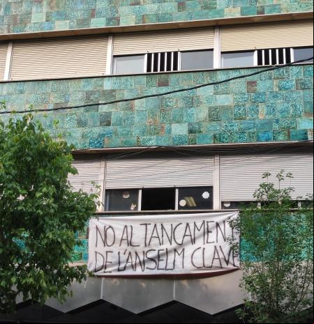 La escuela Anselm Clavé de Mollet deja en la calle a más de 300 niños para el próximo curso