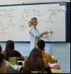 Los docentes de la concertada podrán jubilarse con un contrato de relevo financiado por el Gobierno de Ayuso