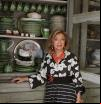 En casa de Lola Suarez, la matriarca de la saga de joyeros apasionada del arte y las hojas de arce