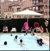 El Arc Metropolità juzga “ingestionable” que las piscinas privadas sean refugio climático