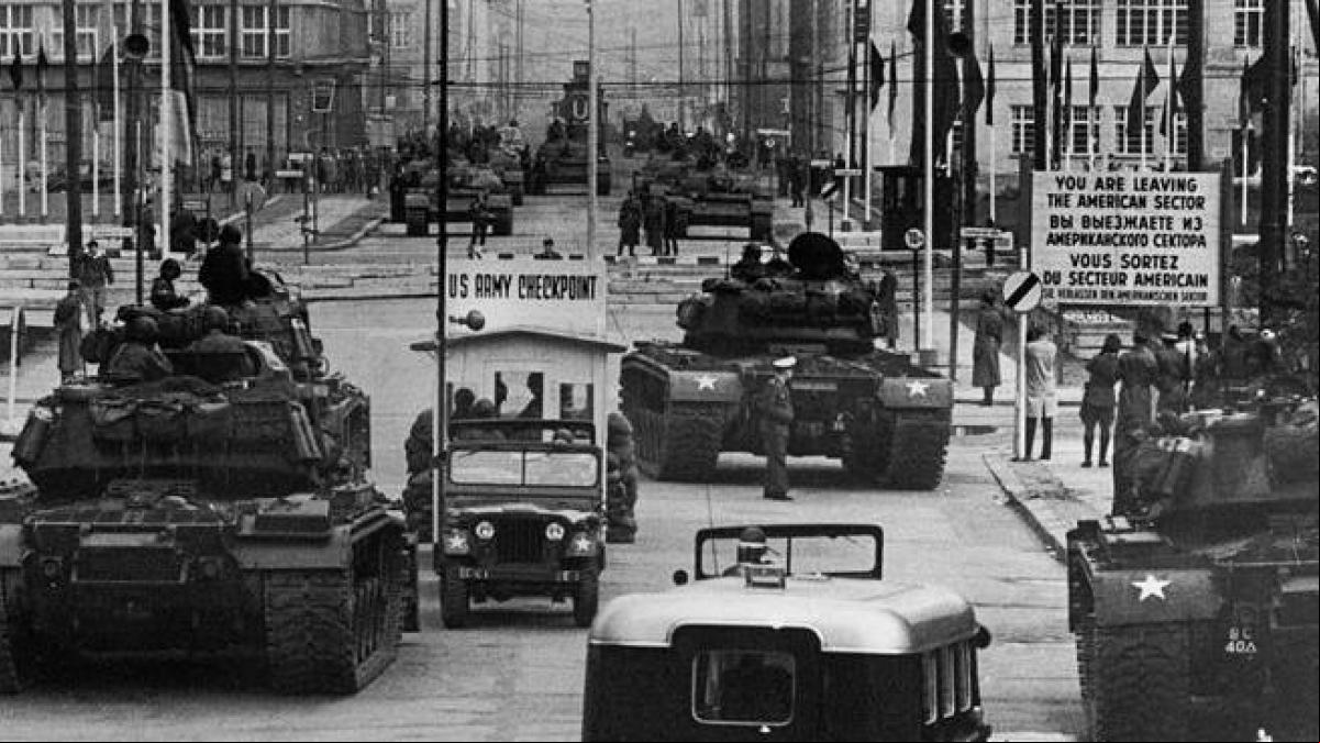 Canciones de la guerra fría: música por el cambio en un mundo bipolar