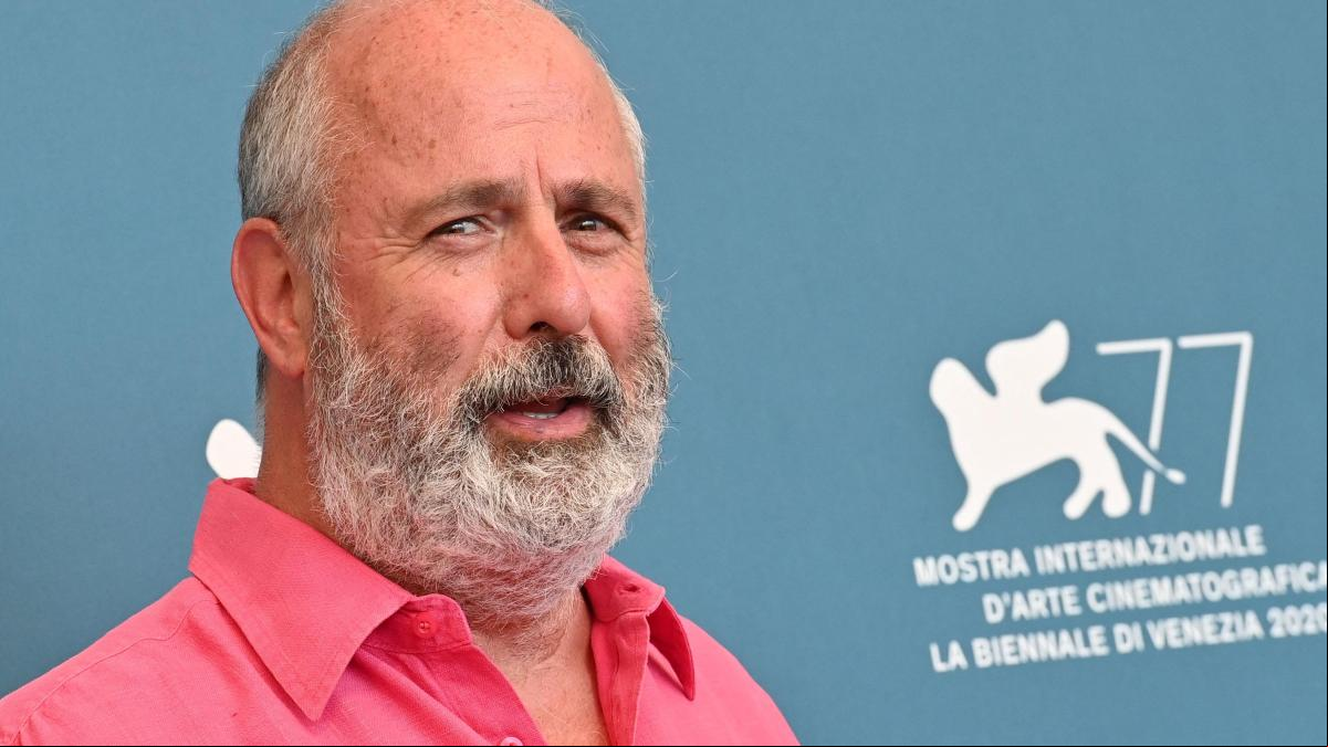 Muere Roger Michell, director de Notting Hill