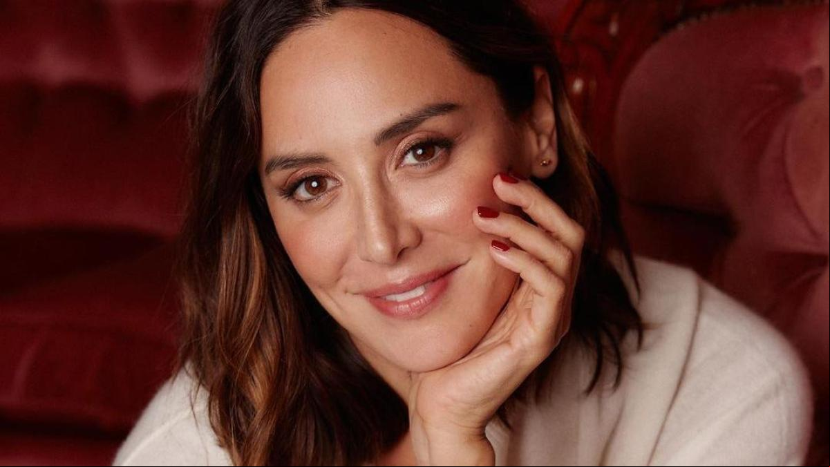 El look de básicos de Tamara Falcó que copiarás para llevar a la oficina