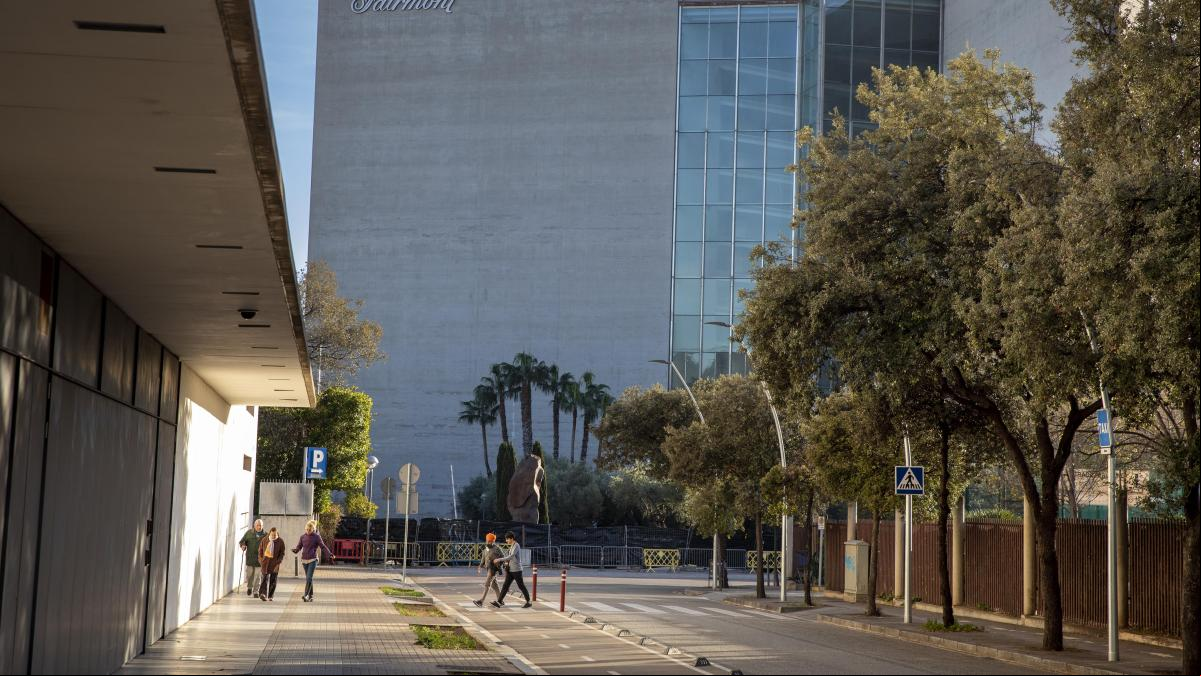Meliá reabrirá el Juan Carlos I en dos fases: Palau de Congressos en mayo y hotel a final de 2023