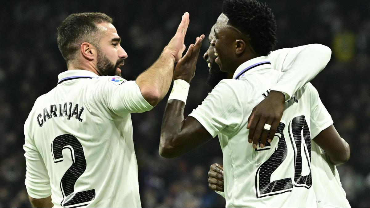 Carvajal apoya a Vinicius en su lucha pero le recuerda que “España no es racista”
