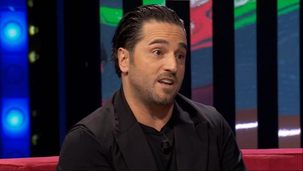 David Bustamante recuerda la confusión de su madre con un regalo : “Me llamó atormentada porque había recibido un truño”