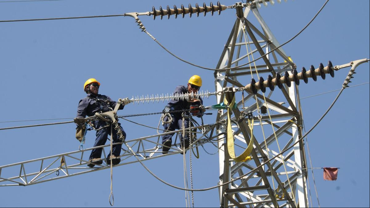 El reto de invertir 52.360 millones en la red eléctrica durante cinco años