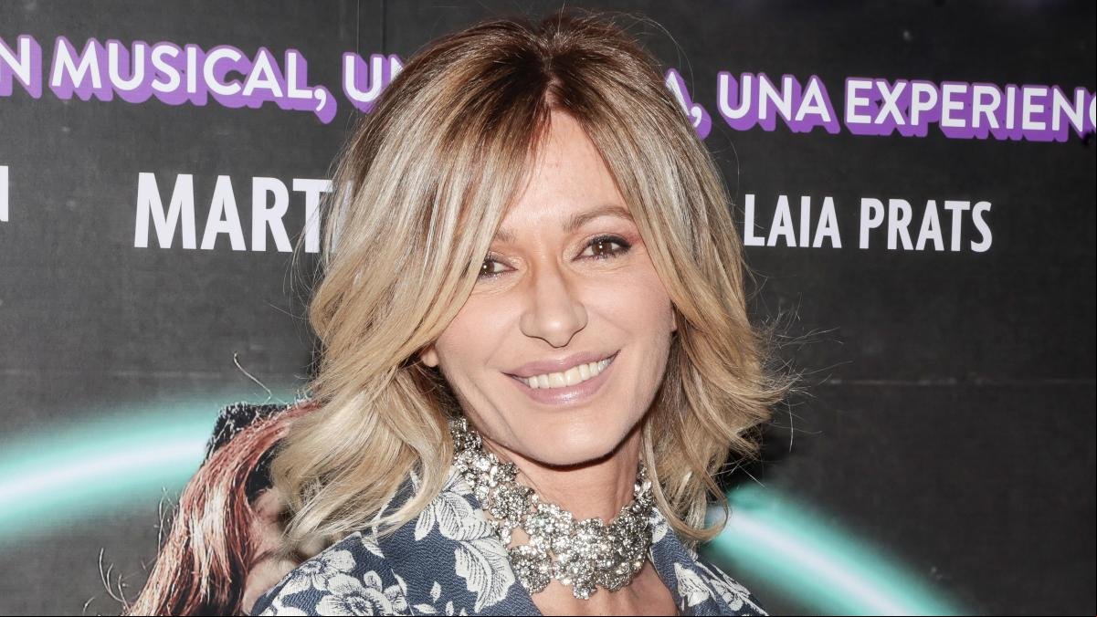 Las mujeres de más de 50 ficharán los vaqueros setenteros de Susanna Griso: su truco para combinarlos y disponibles en Zara por 26 euros