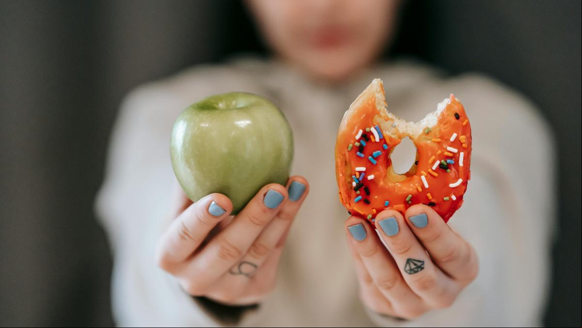 Casi la mitad de los españoles evita algún alimento por salud, moda o decisión propia