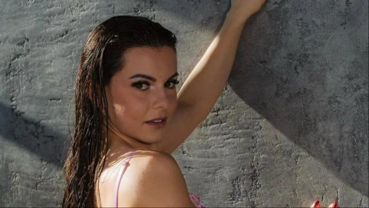 Despedida la maestra de infantil italiana con perfil en OnlyFans: “Va contra nuestros valores católicos”