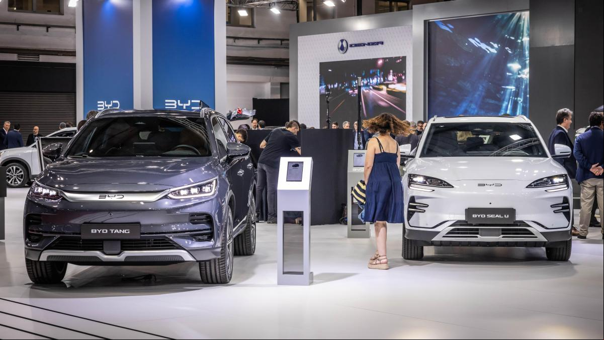 L’Automobile exposa el canvide regles al sector de l’automòbil