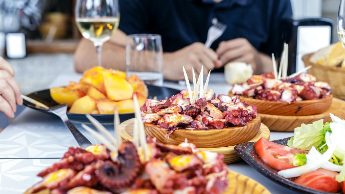 Pulpo a feira, receta del plato más típico de Galicia que no es gallego