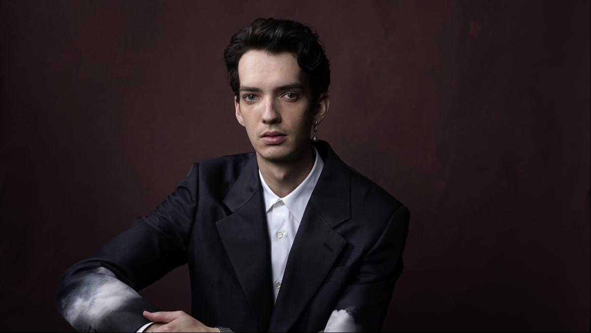 La hora de Kodi Smit-Mhee