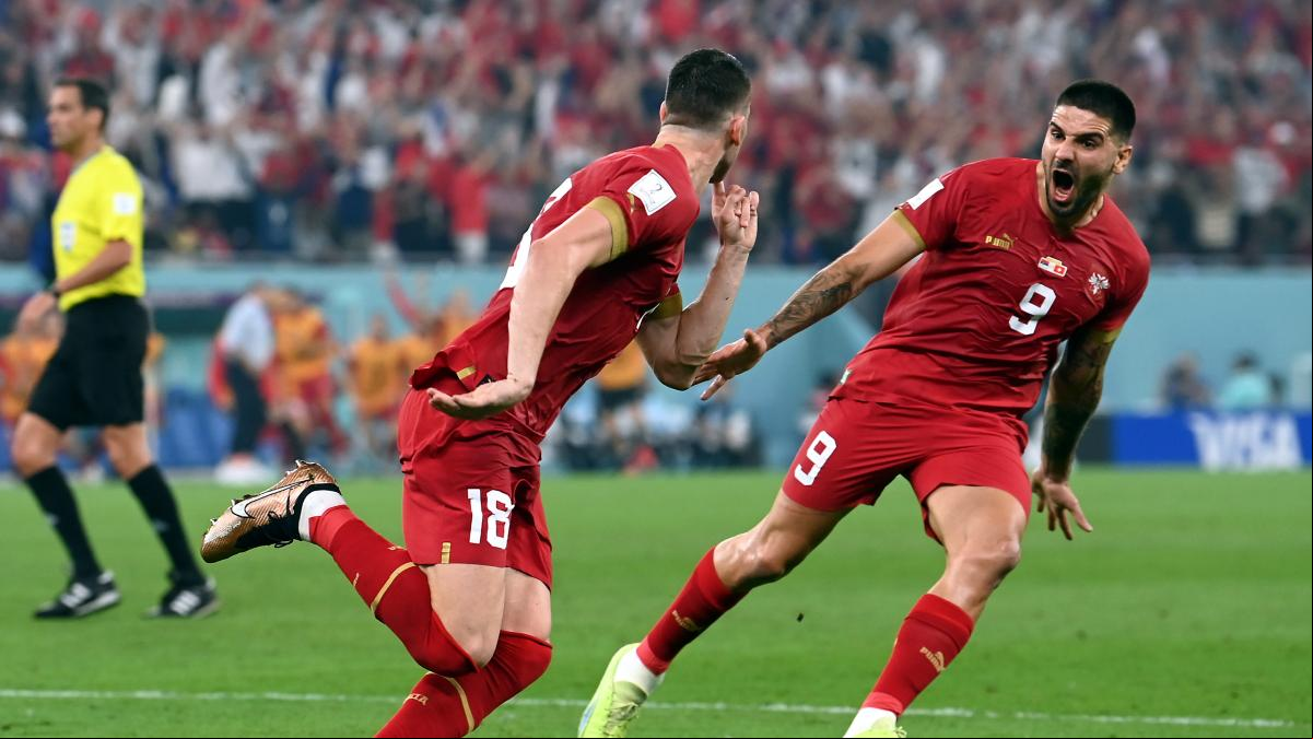 Serbia amenaza con abandonar la Eurocopa