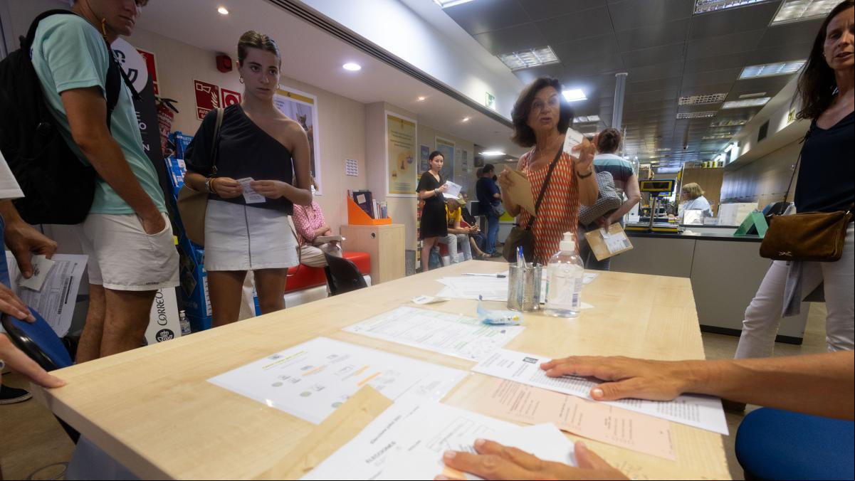 Casi dos millones de personas ya han votado por correo; quedan 600.000 que tienen hasta el día 20