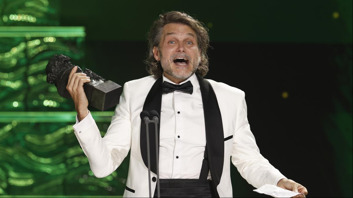 La reacción de los familiares de Salva Reina cuando el actor ganó el Premio Goya a mejor actor de reparto: Momentazo La reacción de los familiares de Salva Reina cuando el actor ganó el Premio Goya a mejor actor de reparto: Momentazo