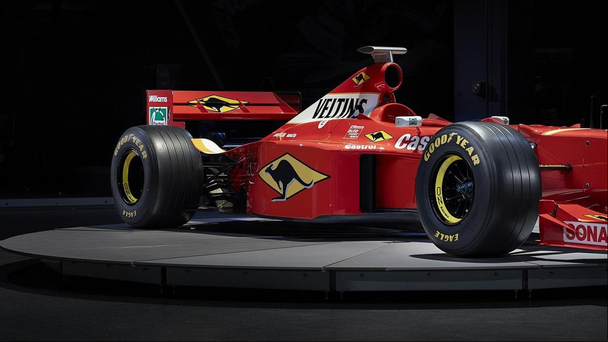 El histórico monoplaza F1 de los 90 que ha cambiado de manos por más de 200.000 euros