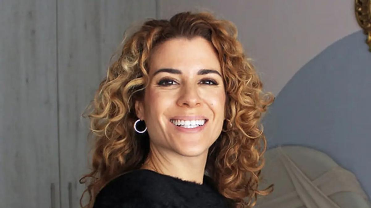 Estefanía Jurado, interiorista: “No posis els mobles del dormitori a joc ni tinguis un sol punt de llum si no vols que es vegi avorrit”