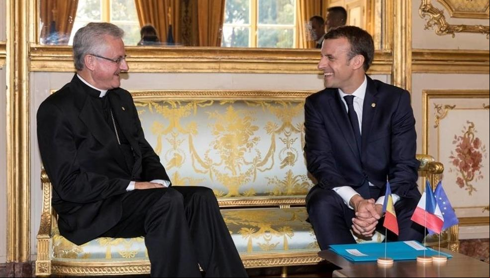 Macron aterriza en Andorra para su visita oficial
