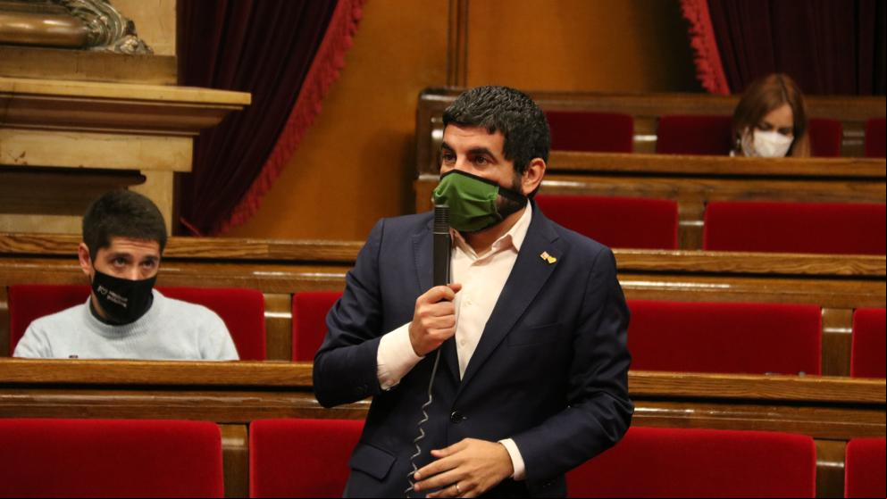 Homrani destituye a la cúpula del Departament de Treball tras las críticas a su gestión